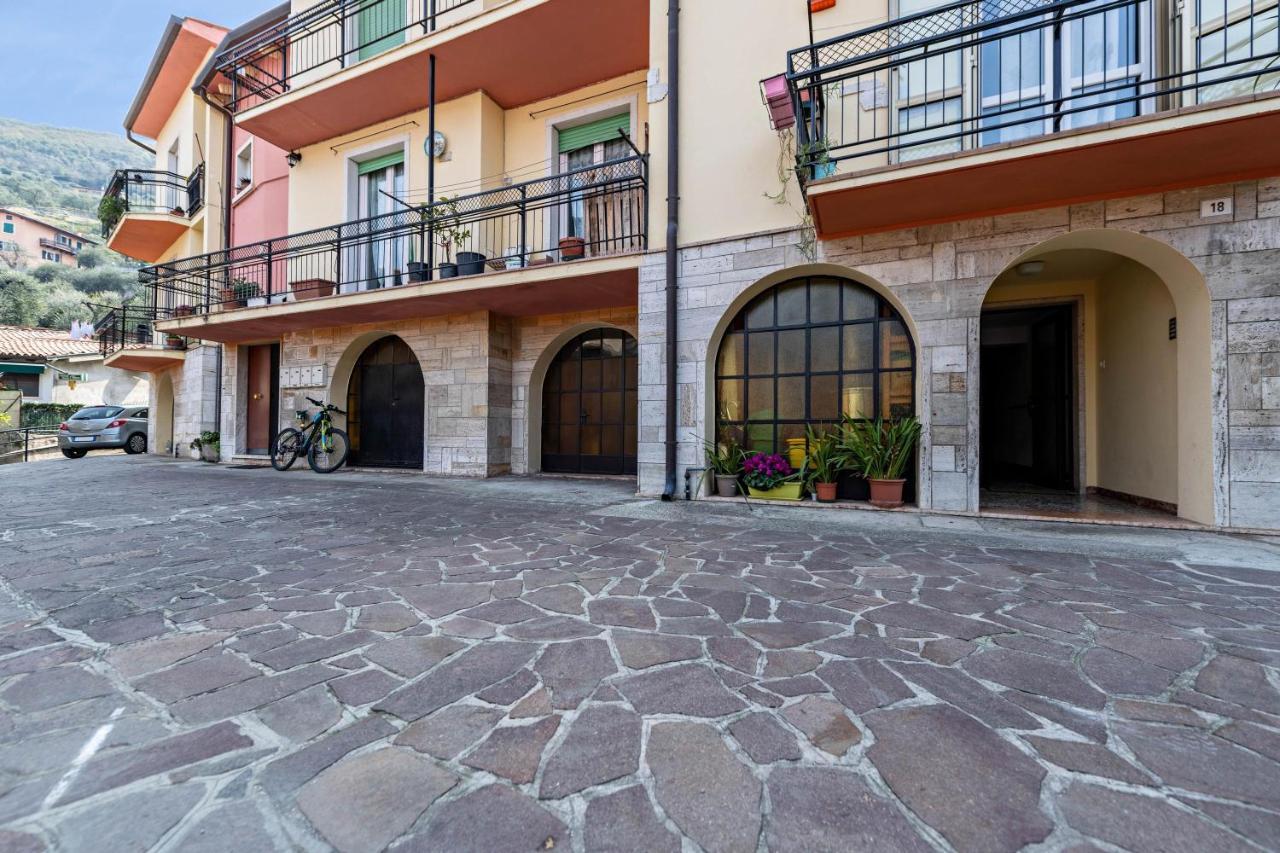 La Casa Di Martin Apartment Brenzone sul Garda Exterior foto